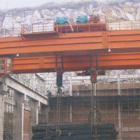 上海300-75T吊钩桥式起重机