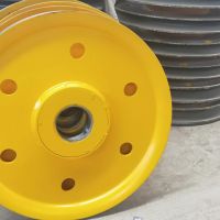 专业生产吊钩组 ，车轮组， 热轧滑轮等起重配件