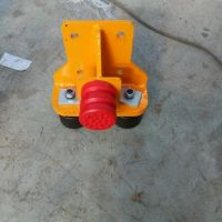 实拍！河南华研免焊接型欧式单梁200轮矩形方管梁头用防脱轨