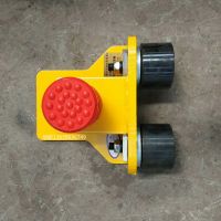 实拍！防爆型200轮矩形方管梁头防脱轨产品实物图