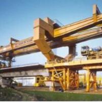 辅助导梁式架桥机，大型桁架式架桥机，还是书强质量可靠