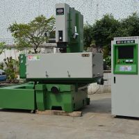 东莞日鑫ZNC精密火花机