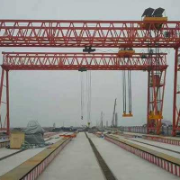 锡林郭勒盟提梁机优质供应商—宇华起重