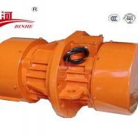 滨河XLA-100-4侧板振动电机新乡电机厂家供应