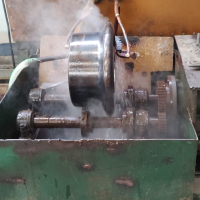 河南车轮片热处理现场河南德克起重生产