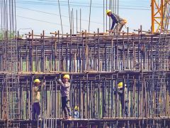 洋浦保税港区：项目建设热火朝天