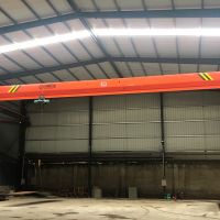 巴中门式起重机