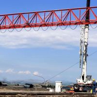 非标定制双梁门式起重机50-200吨龙门吊提梁机