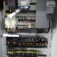 河南长垣起重机专用变频电器柜圣斯起重电器