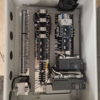 河南长垣起重机专用变频电器柜圣斯起重电器