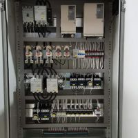 河南**双梁起重电器柜河南创新电器欢迎您