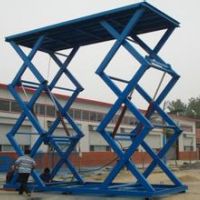 华峰专业生产升级货梯