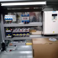 河南长垣起重机专用变频柜圣斯电气