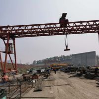 南充起重机改造，维修，安装