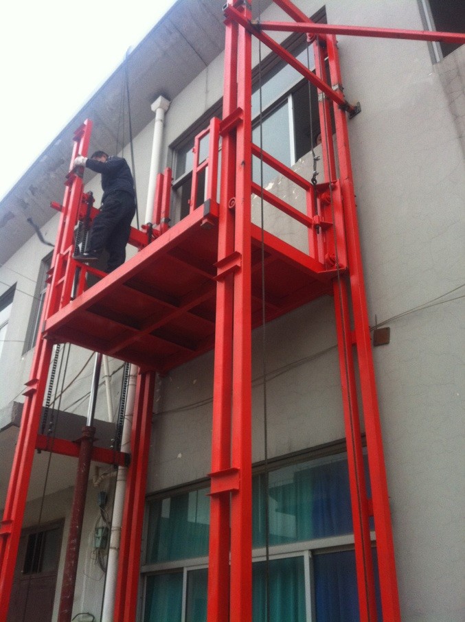 成都货梯生产厂家