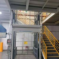 郑州液压升降平台，导轨式升降货梯