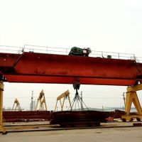 上饶双梁桥式起重机厂家直销