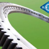 供应起重设备专用回转支承012.45.1800