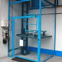 沈阳起重机-液压货梯