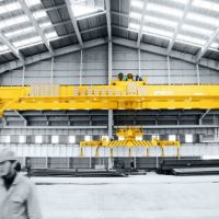 卫华（青岛）-电磁吸盘吊钩桥式起重机