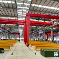 湖北省宜昌市西陵区半门式龙门吊起重机，龙门吊，行吊