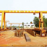 临沂电动葫芦箱型门式起重机