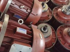 成都轩宇泽起重设备有限公司 (3)