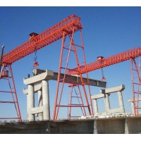新疆乌鲁木齐提梁机路桥门机结构新颖