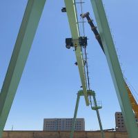 甘肃兰州NMH-10T起重机施工现场