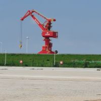 鄱阳港口起重机