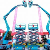 济南自行式液压升降机，升降货梯