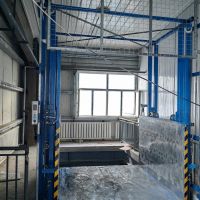 新疆乌鲁木齐定制各种规格型号导升式液压升降货梯销售安装